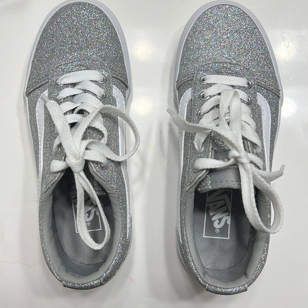 New girls Vans gym shoe size 1